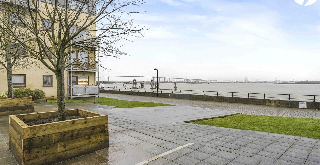2 bedroom property for sale in North Star Boulevard | Robinson Jackson