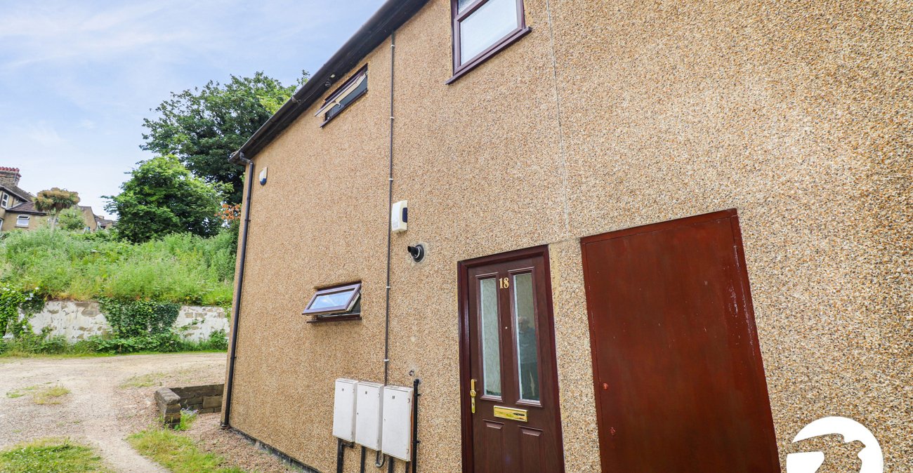 1 bedroom property for sale in Belvedere | Robinson Jackson