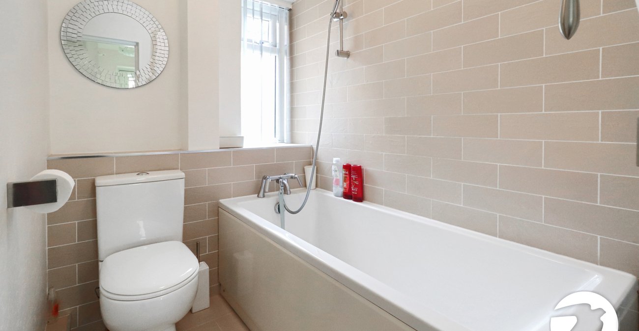 1 bedroom property for sale in Belvedere | Robinson Jackson