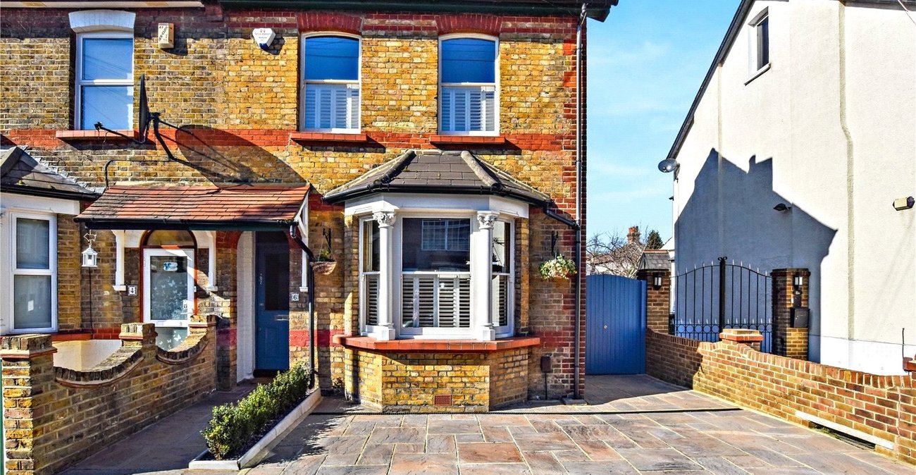 3 bedroom house for sale in Bexleyheath | Robinson Jackson