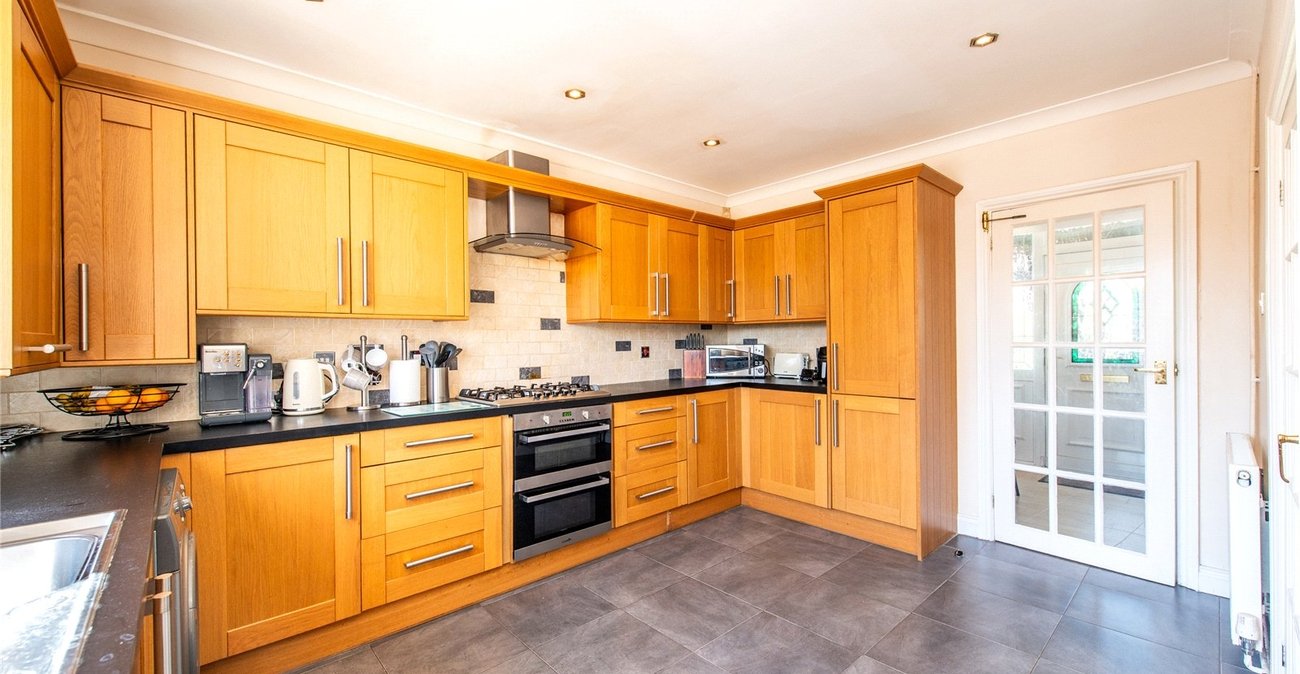 4 bedroom house for sale in Gravesend | Robinson Michael & Jackson