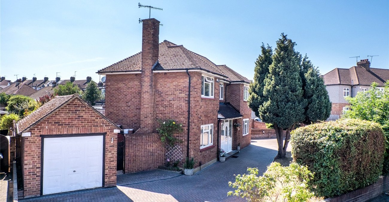 4 bedroom house for sale in Gravesend | Robinson Michael & Jackson