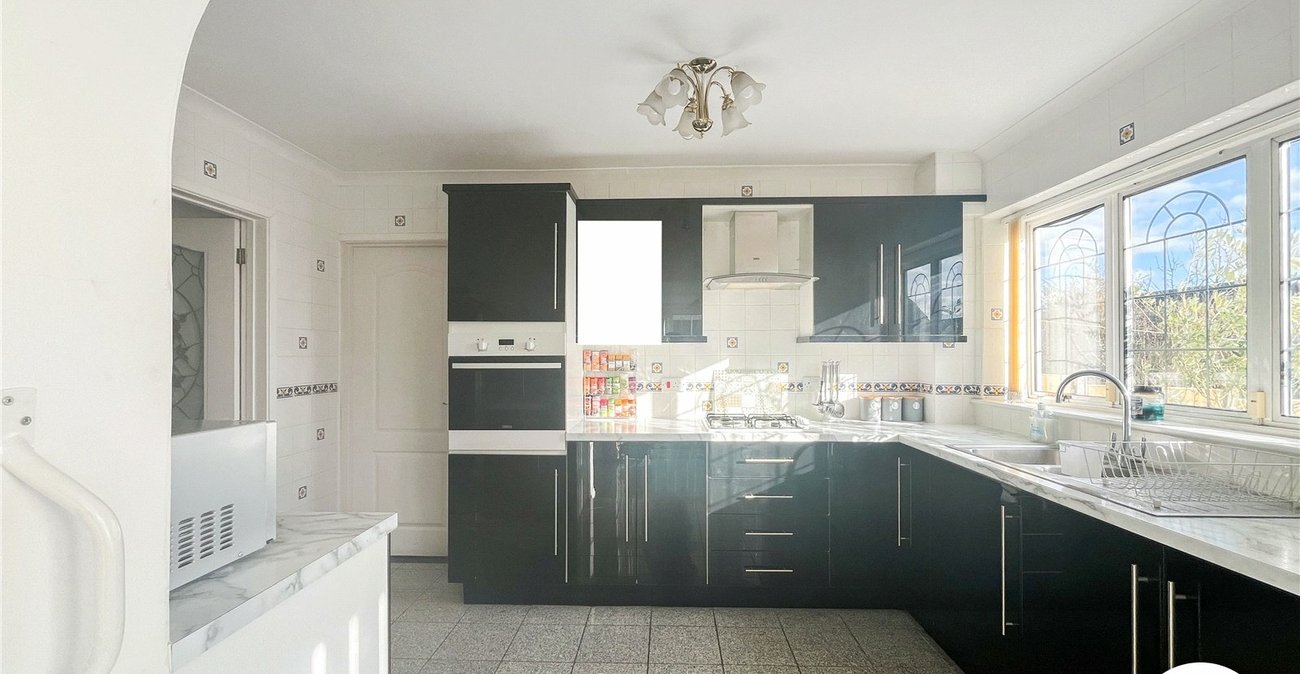 4 bedroom house for sale in Minster on Sea | Robinson Michael & Jackson