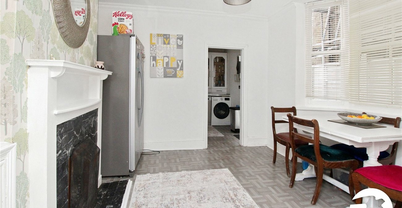 3 bedroom house for sale in Abbey Wood | Robinson Jackson