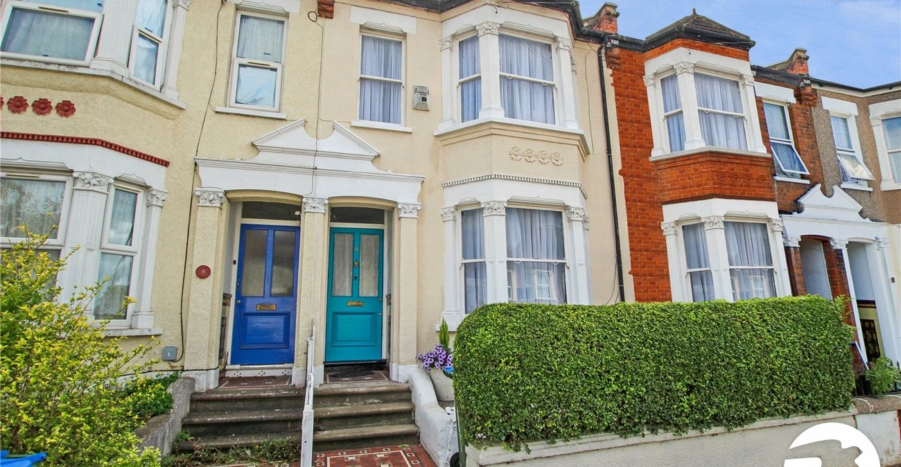 3 bedroom house for sale in Abbey Wood | Robinson Jackson