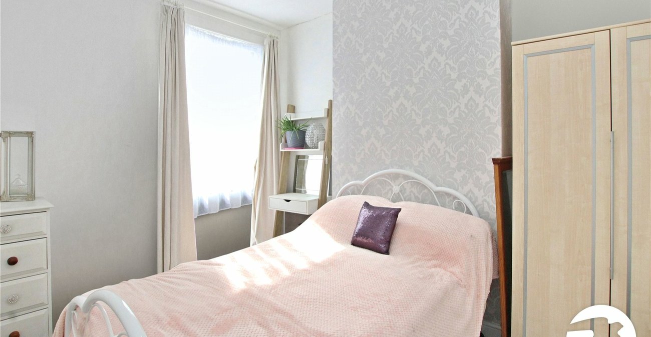 3 bedroom house for sale in Abbey Wood | Robinson Jackson