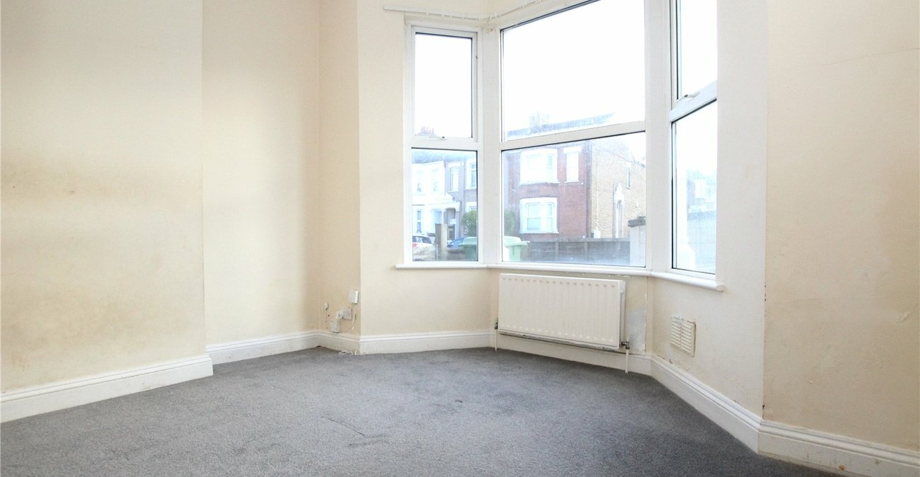 2 bedroom property for sale in Abbey Wood | Robinson Jackson