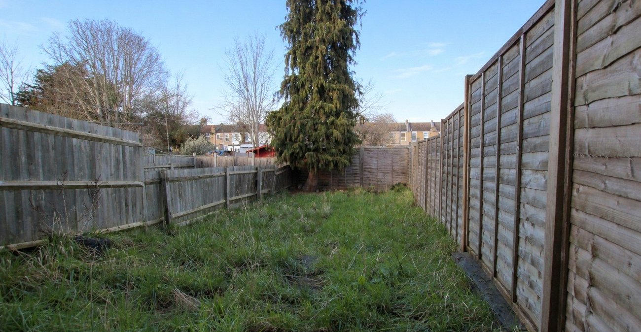 2 bedroom property for sale in Abbey Wood | Robinson Jackson