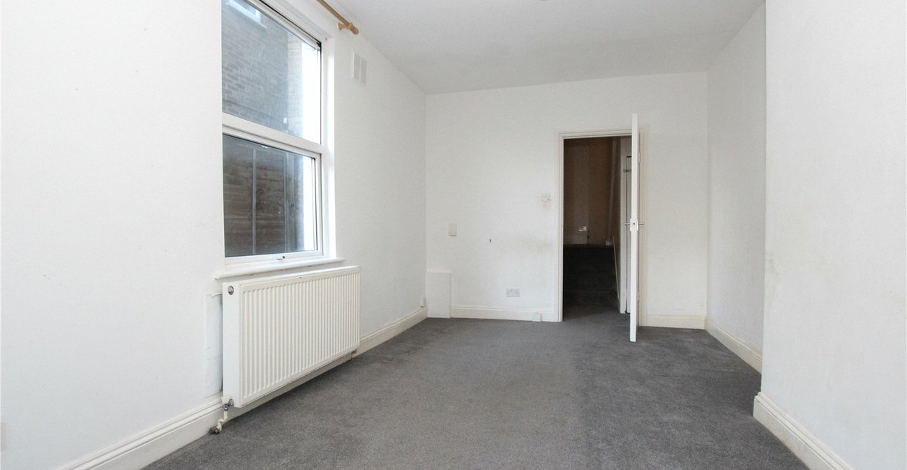 2 bedroom property for sale in Abbey Wood | Robinson Jackson