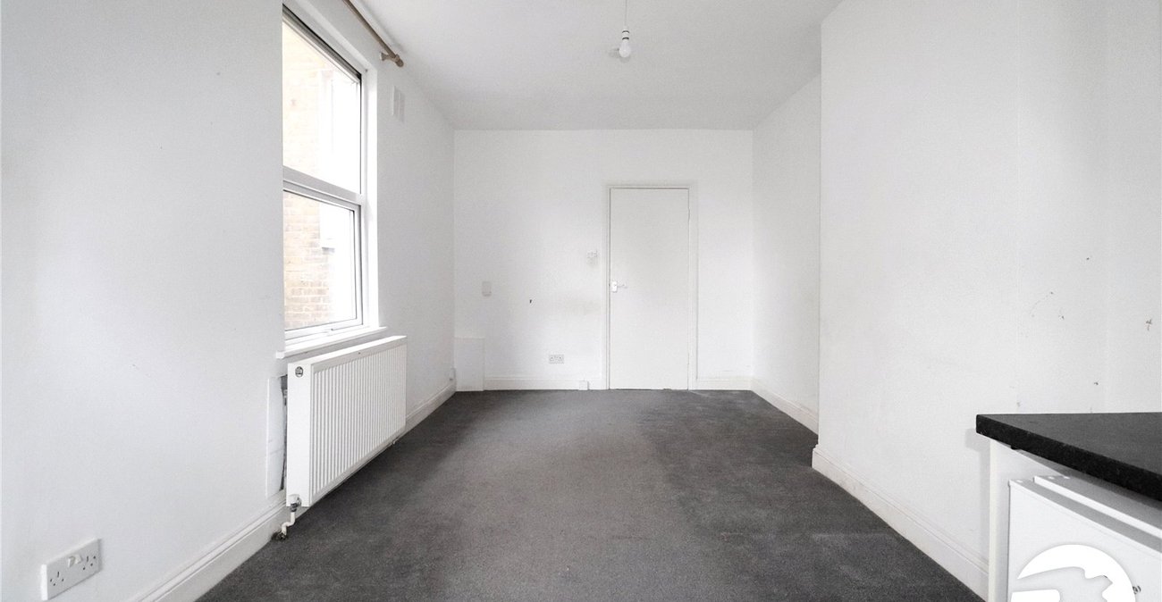 2 bedroom property for sale in Abbey Wood | Robinson Jackson