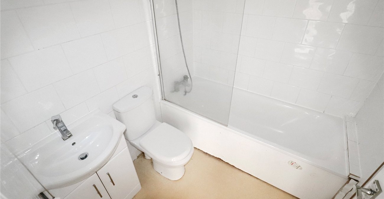 2 bedroom property for sale in Abbey Wood | Robinson Jackson