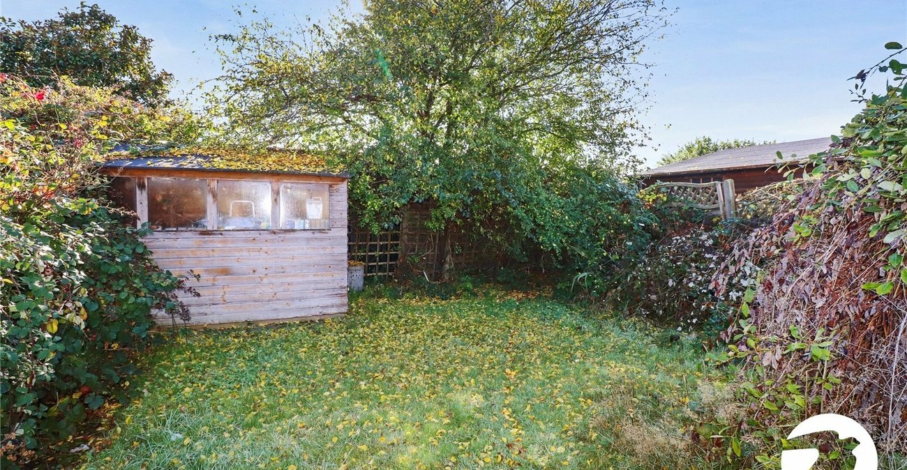 2 bedroom bungalow for sale in Bexleyheath | Robinson Jackson