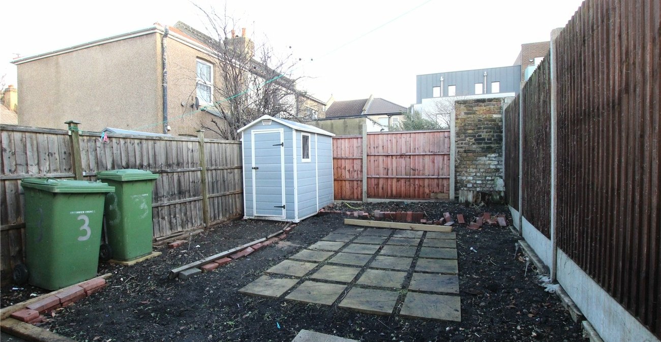 2 bedroom house for sale in Plumstead | Robinson Jackson