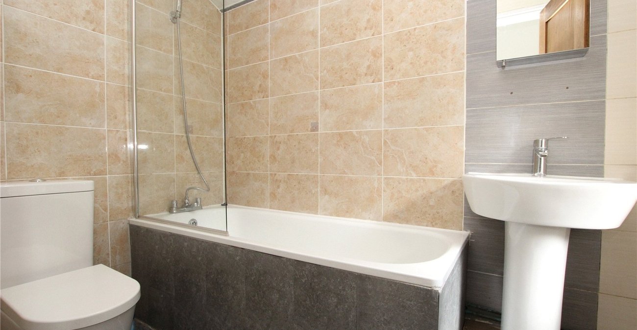 2 bedroom house for sale in Plumstead | Robinson Jackson