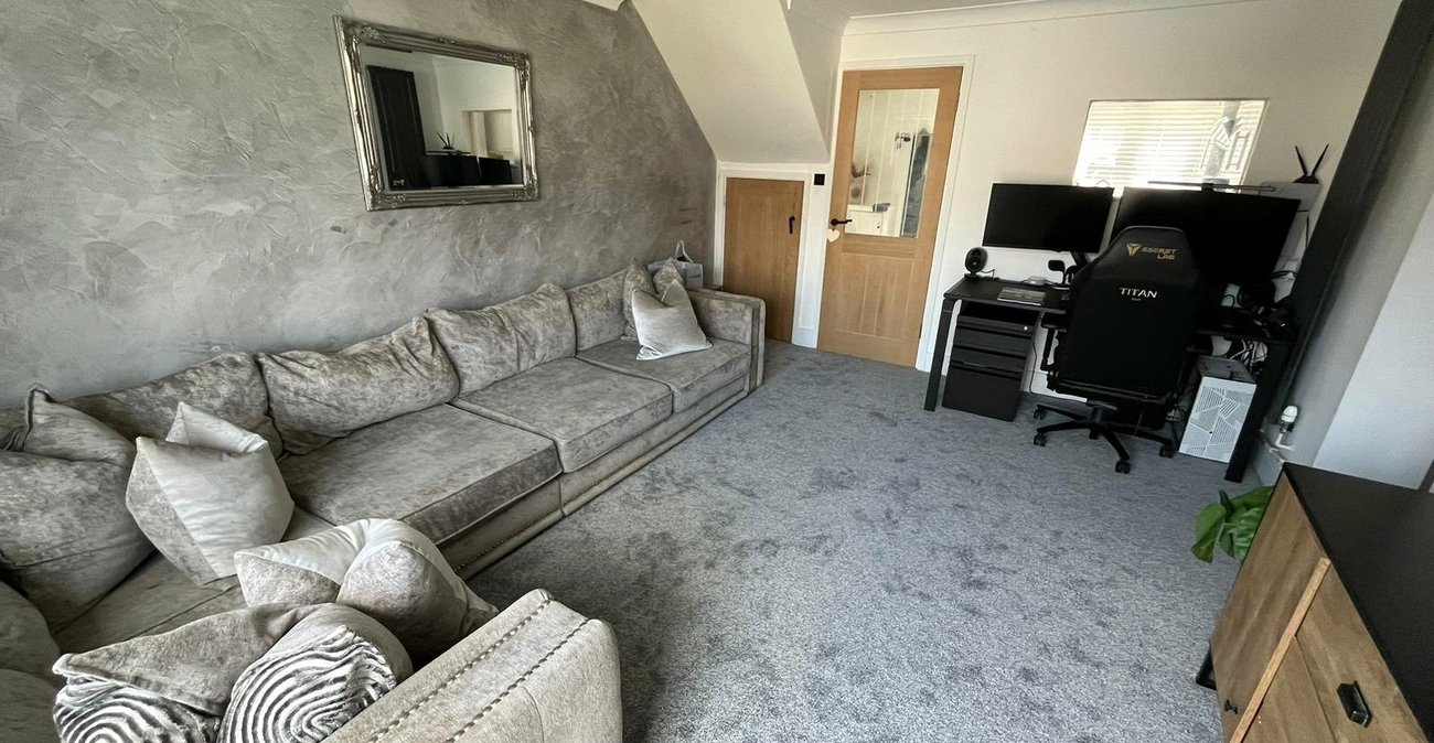 2 bedroom house for sale in Lordswood | Robinson Michael & Jackson