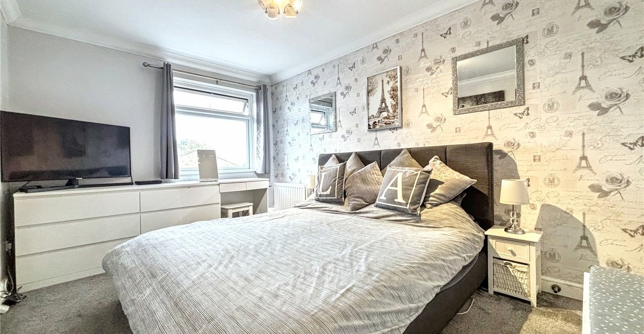 3 bedroom house for sale in Lordswood | Robinson Michael & Jackson