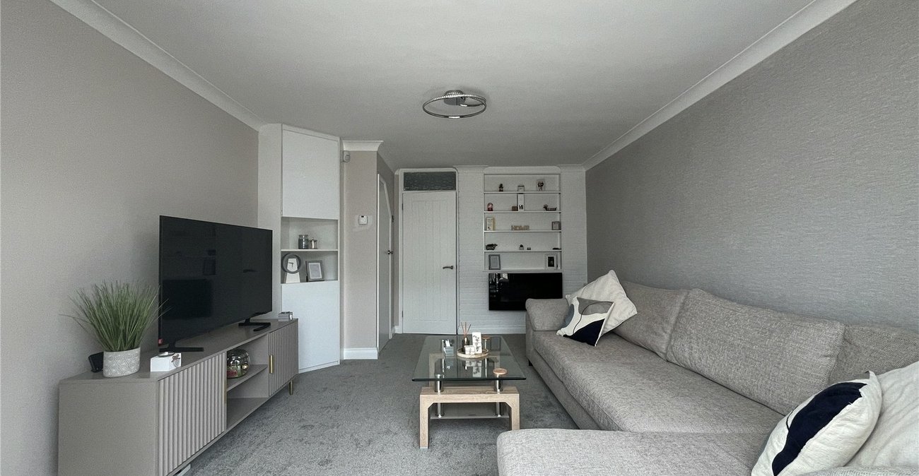 2 bedroom house for sale in Lordswood | Robinson Michael & Jackson