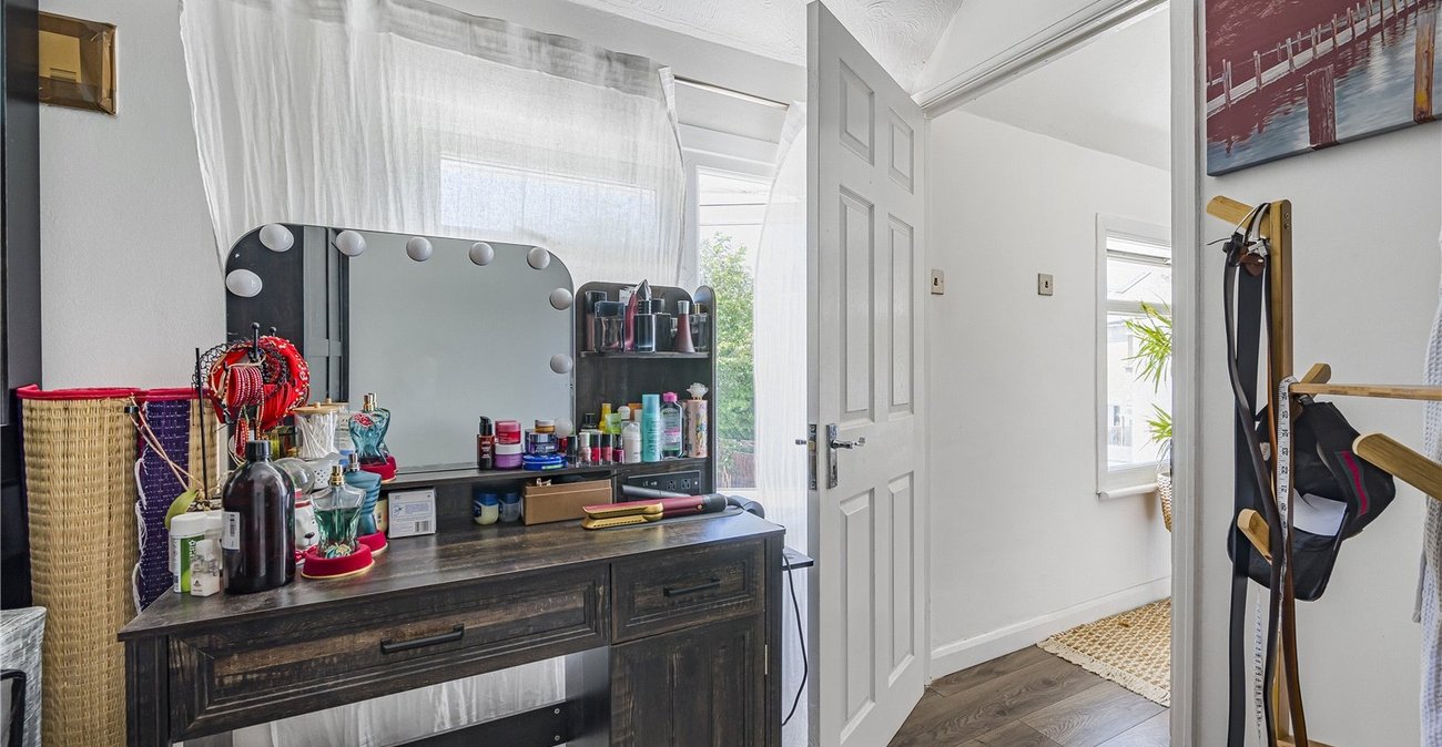 3 bedroom house for sale in Dartford | Robinson Jackson