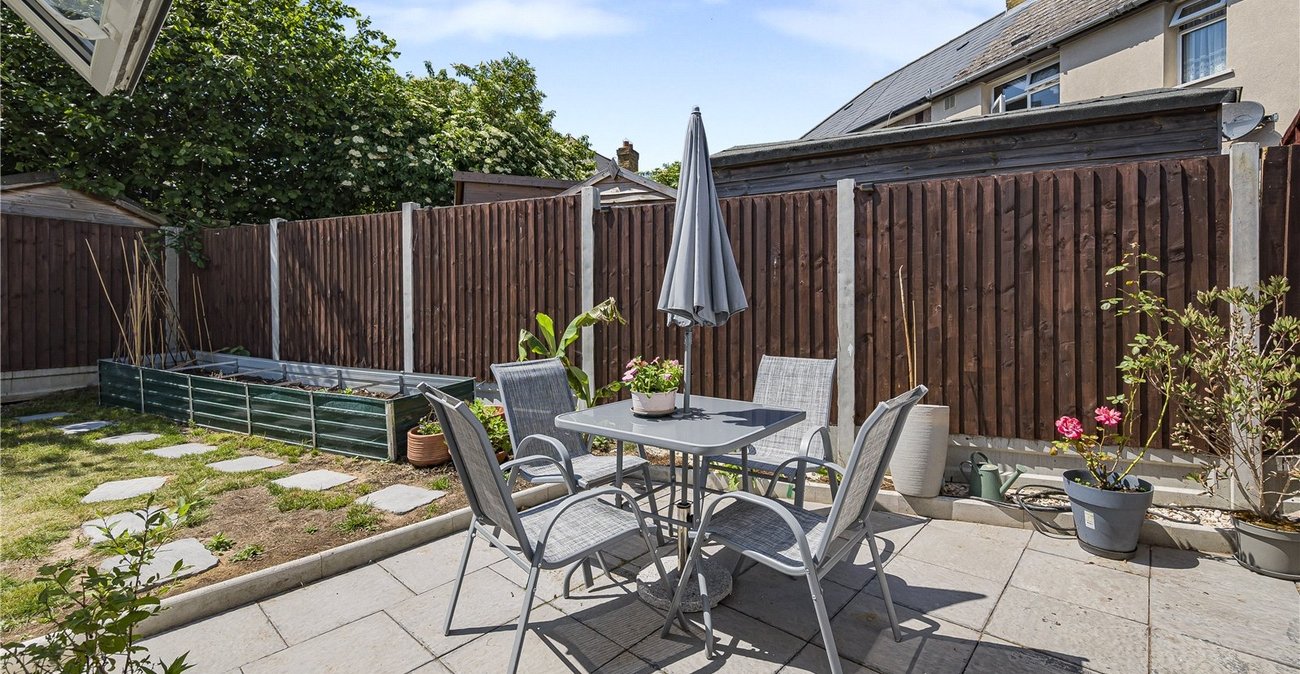 3 bedroom house for sale in Dartford | Robinson Jackson