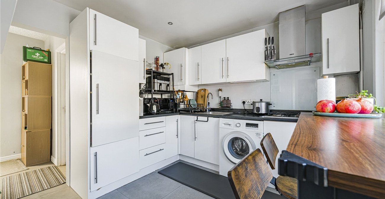 3 bedroom house for sale in Dartford | Robinson Jackson