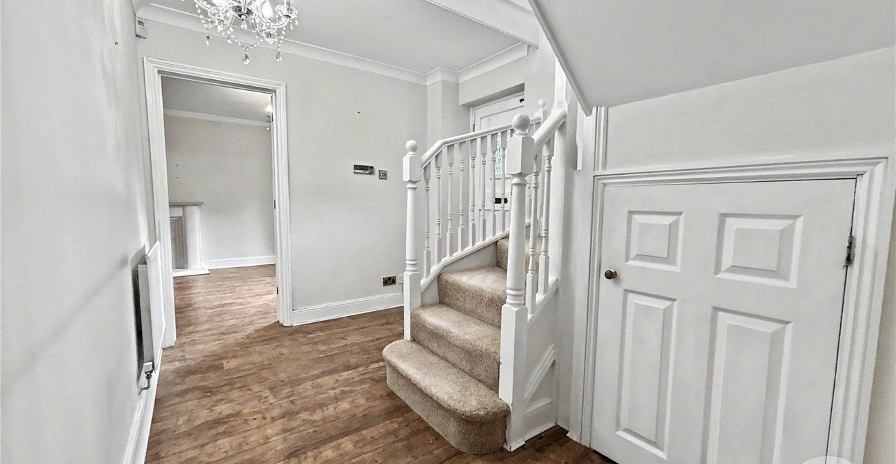 4 bedroom house for sale in Sidcup | Robinson Jackson