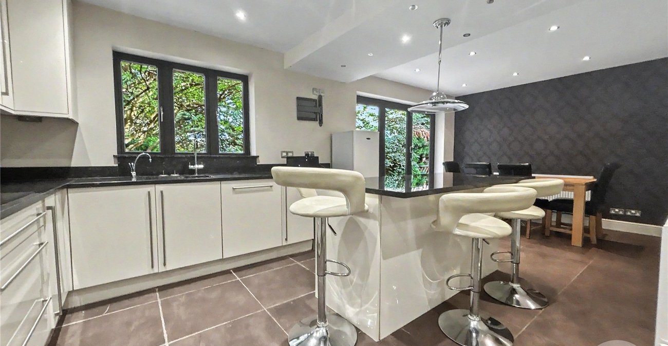 4 bedroom house for sale in Sidcup | Robinson Jackson