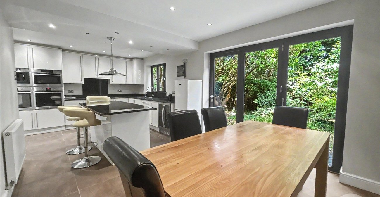4 bedroom house for sale in Sidcup | Robinson Jackson