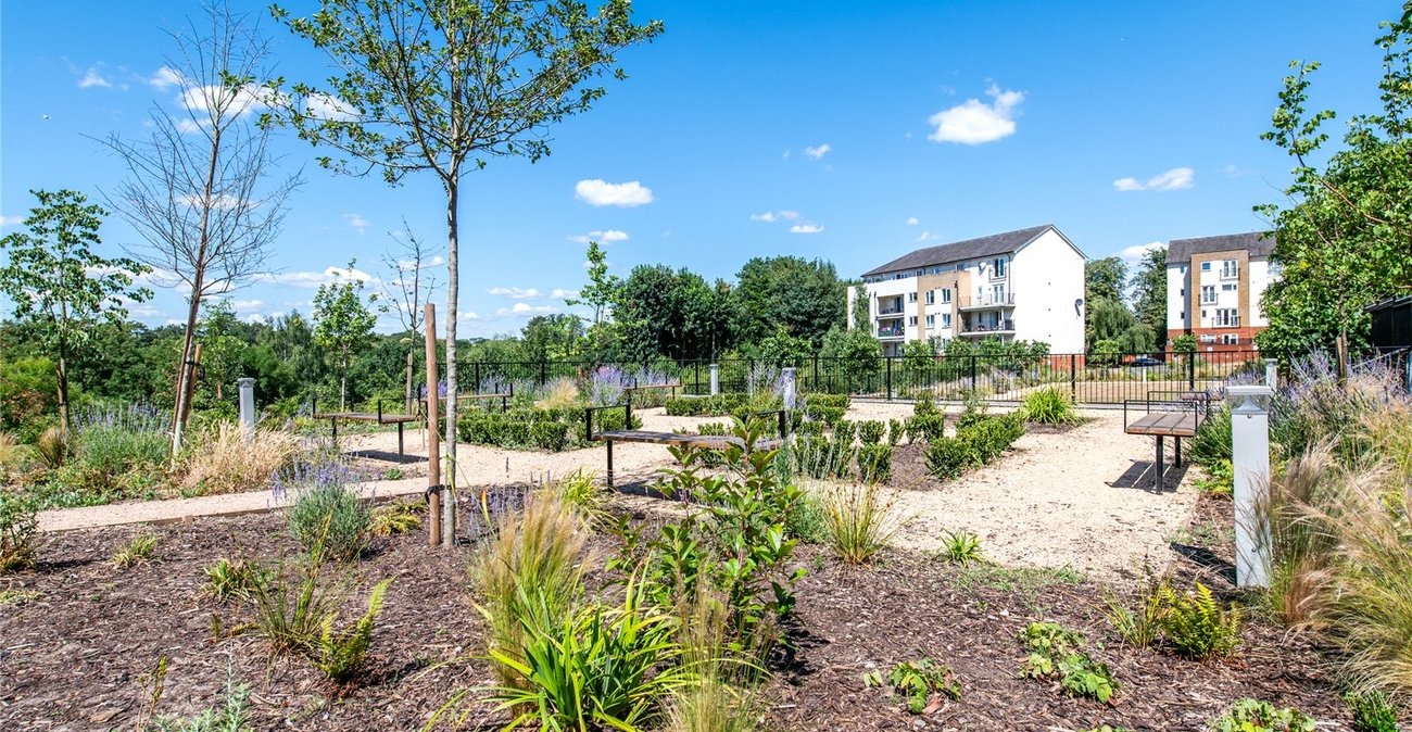 2 bedroom property for sale in Rosalind Drive | Robinson Michael & Jackson