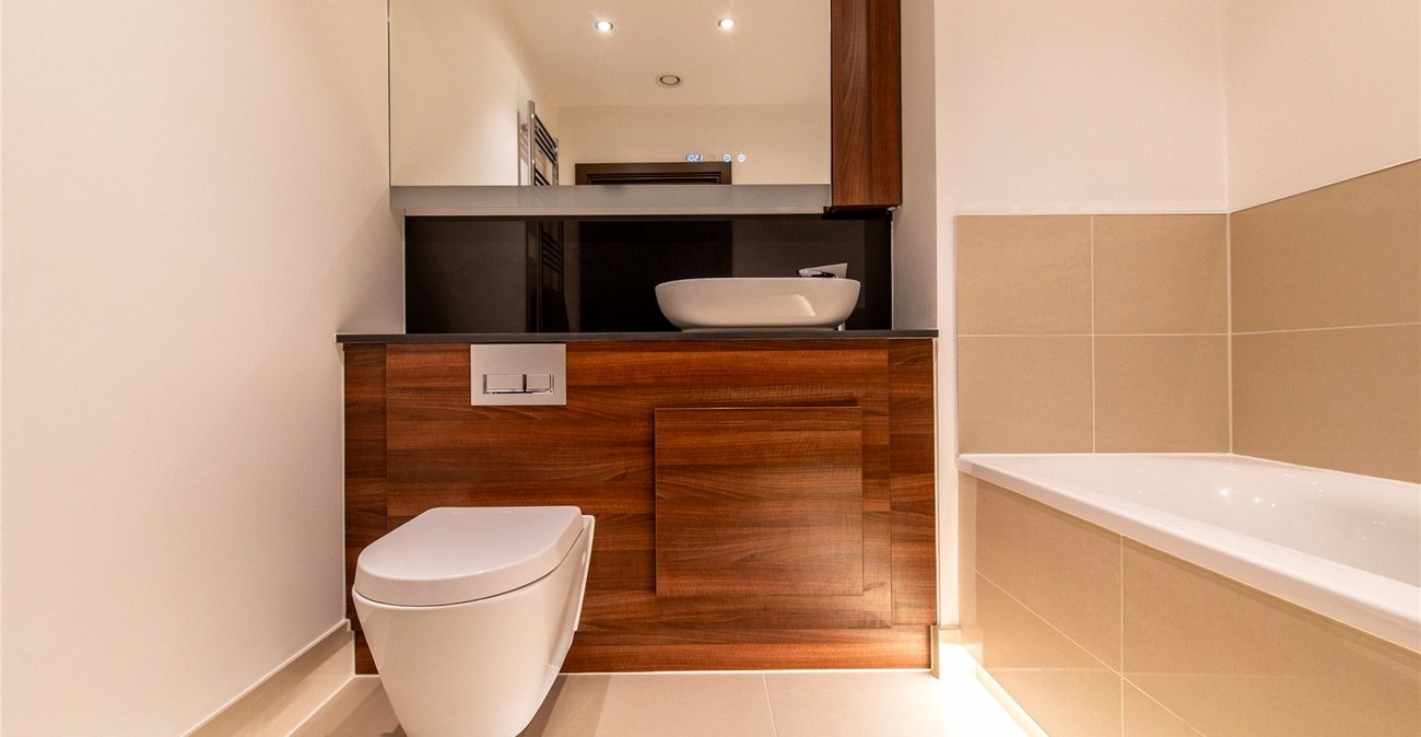 2 bedroom property for sale in Rosalind Drive | Robinson Michael & Jackson