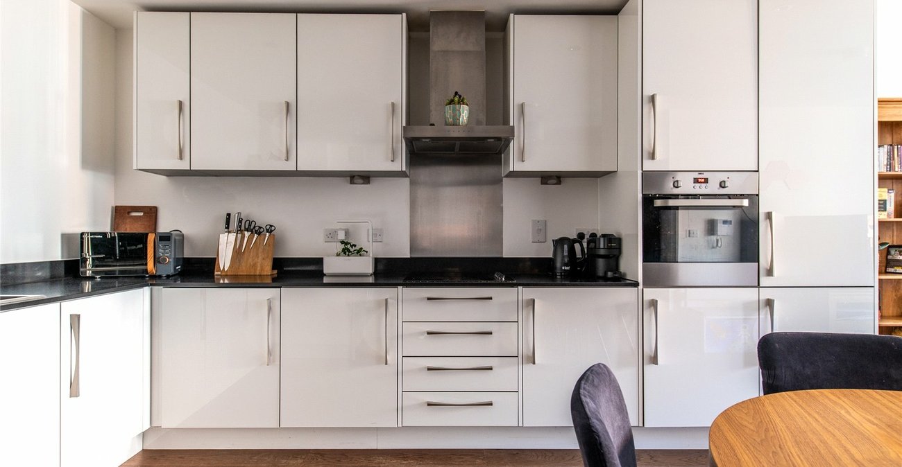 2 bedroom property for sale in Rosalind Drive | Robinson Michael & Jackson