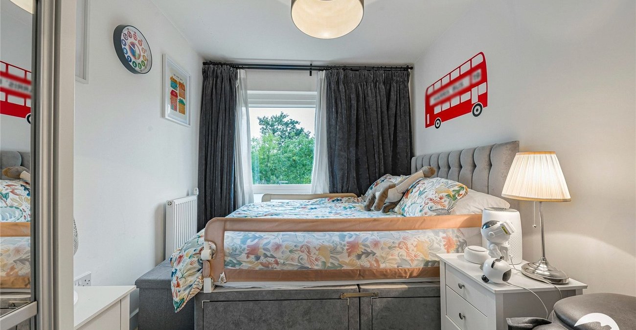 3 bedroom property for sale in Catford | Robinson Jackson