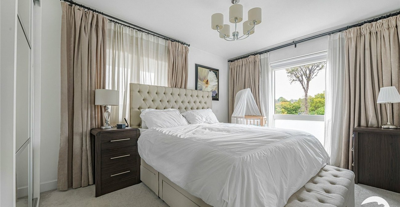 3 bedroom property for sale in Catford | Robinson Jackson