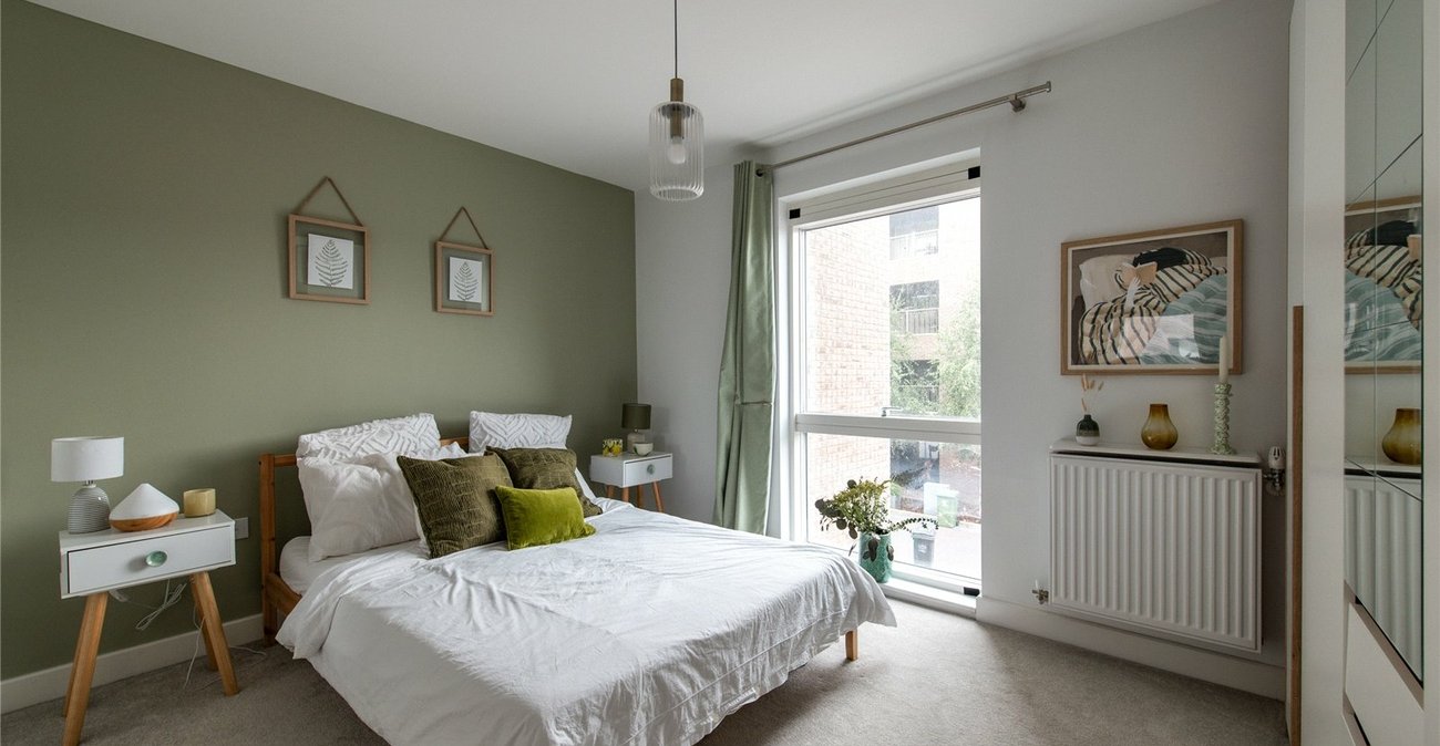 1 bedroom property for sale in London | Robinson Jackson