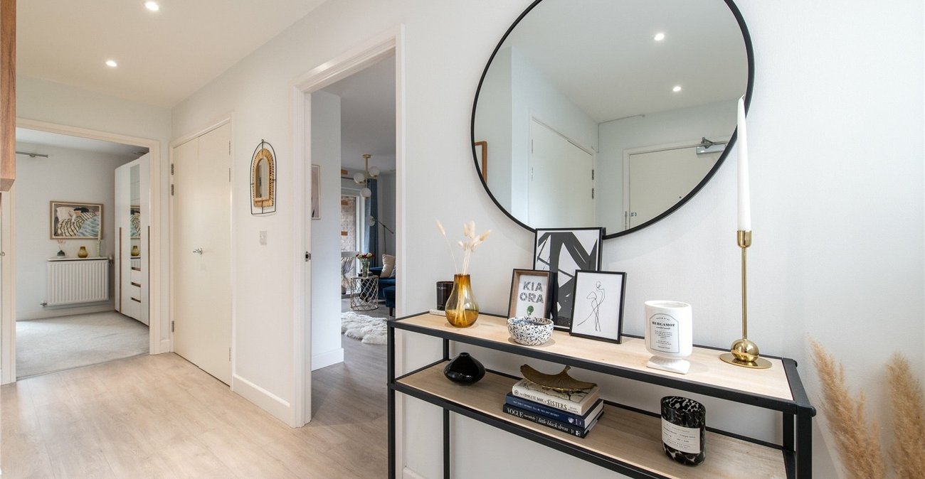 1 bedroom property for sale in London | Robinson Jackson