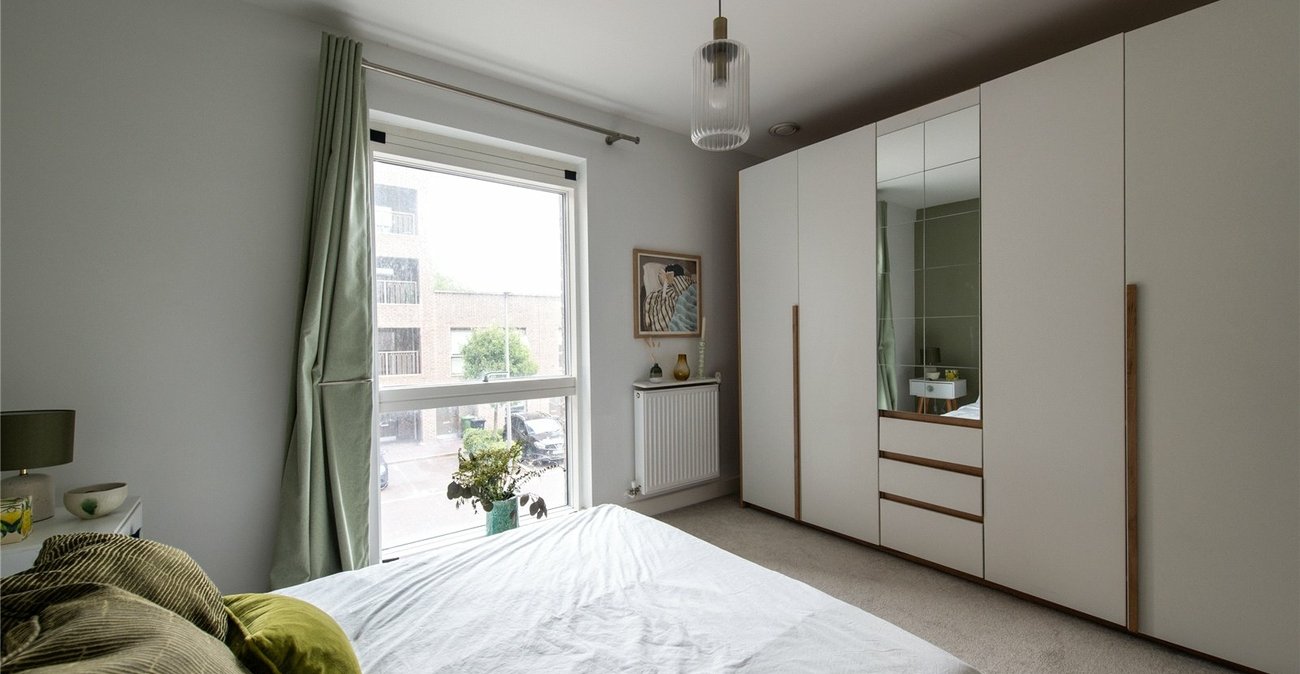 1 bedroom property for sale in London | Robinson Jackson