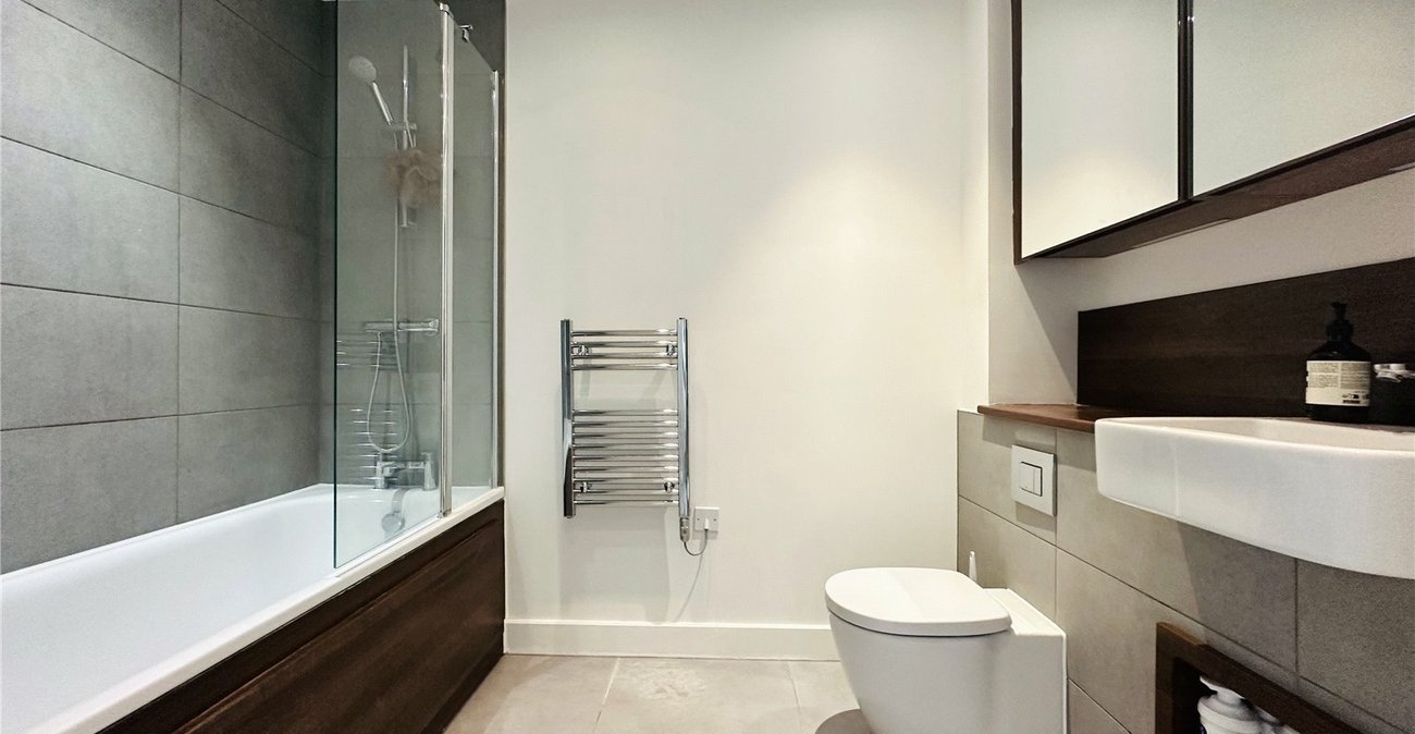 1 bedroom property for sale in London | Robinson Jackson