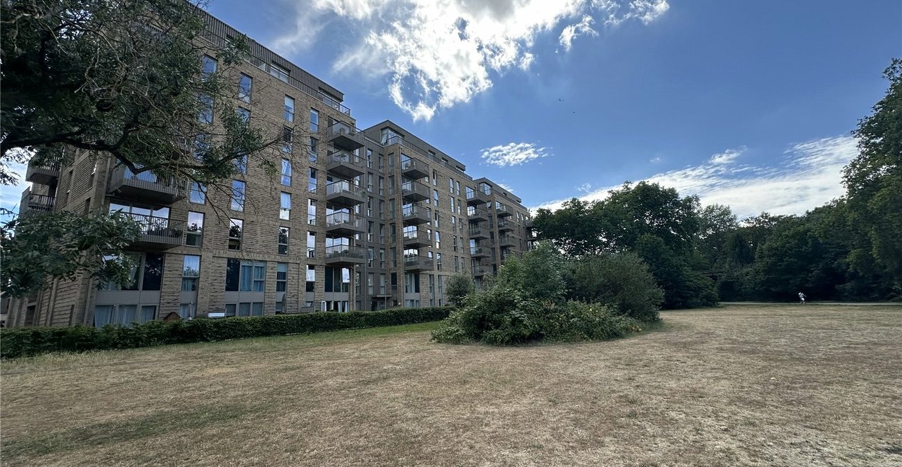 1 bedroom property for sale in London | Robinson Jackson