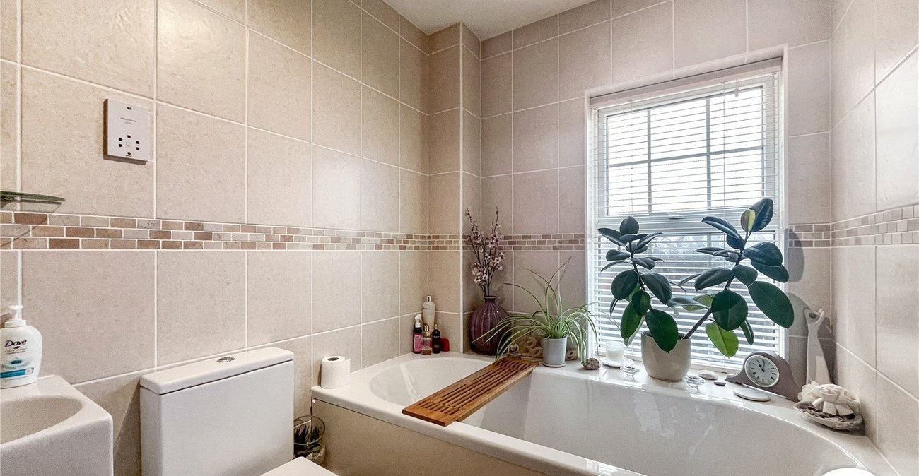 3 bedroom house for sale in Kemsley | Robinson Michael & Jackson