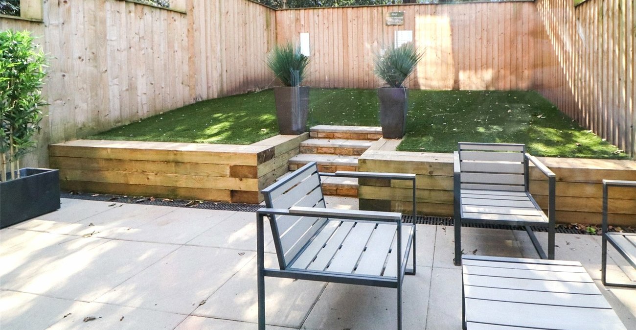 3 bedroom house for sale in Erith | Robinson Jackson