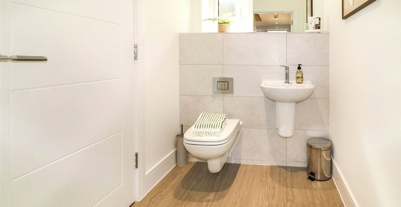 3 bedroom house for sale in Erith | Robinson Jackson