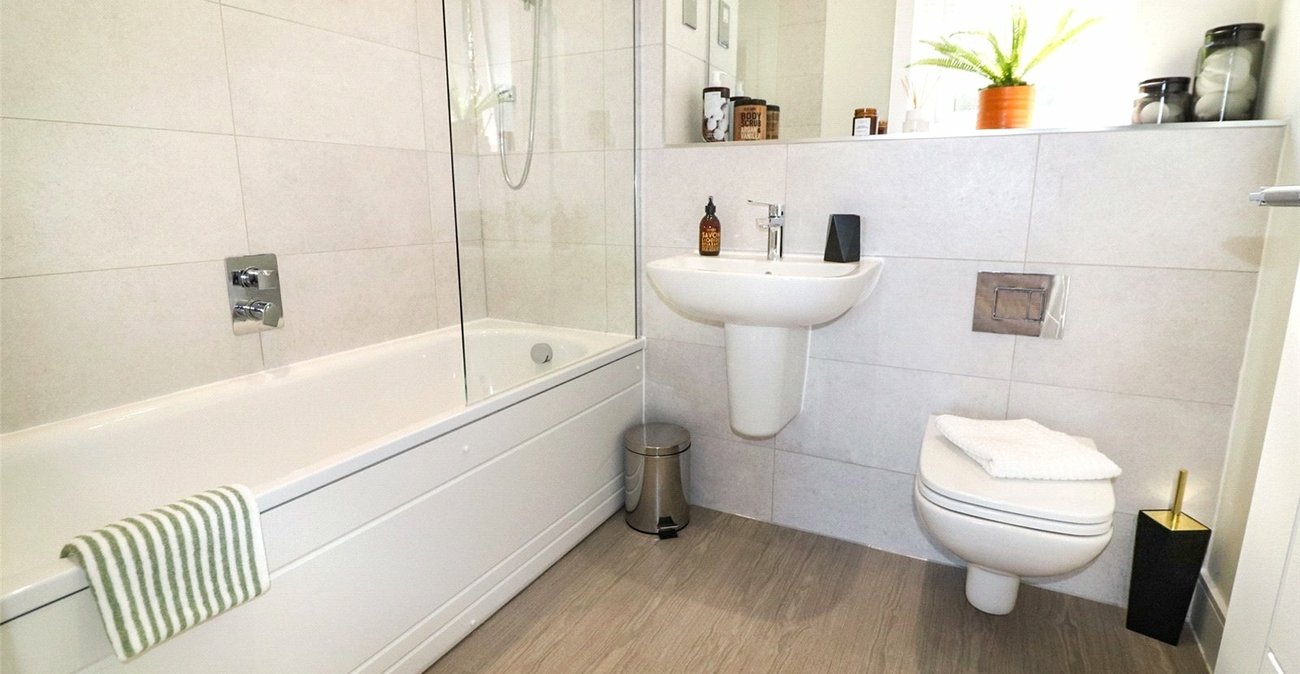 3 bedroom house for sale in Erith | Robinson Jackson