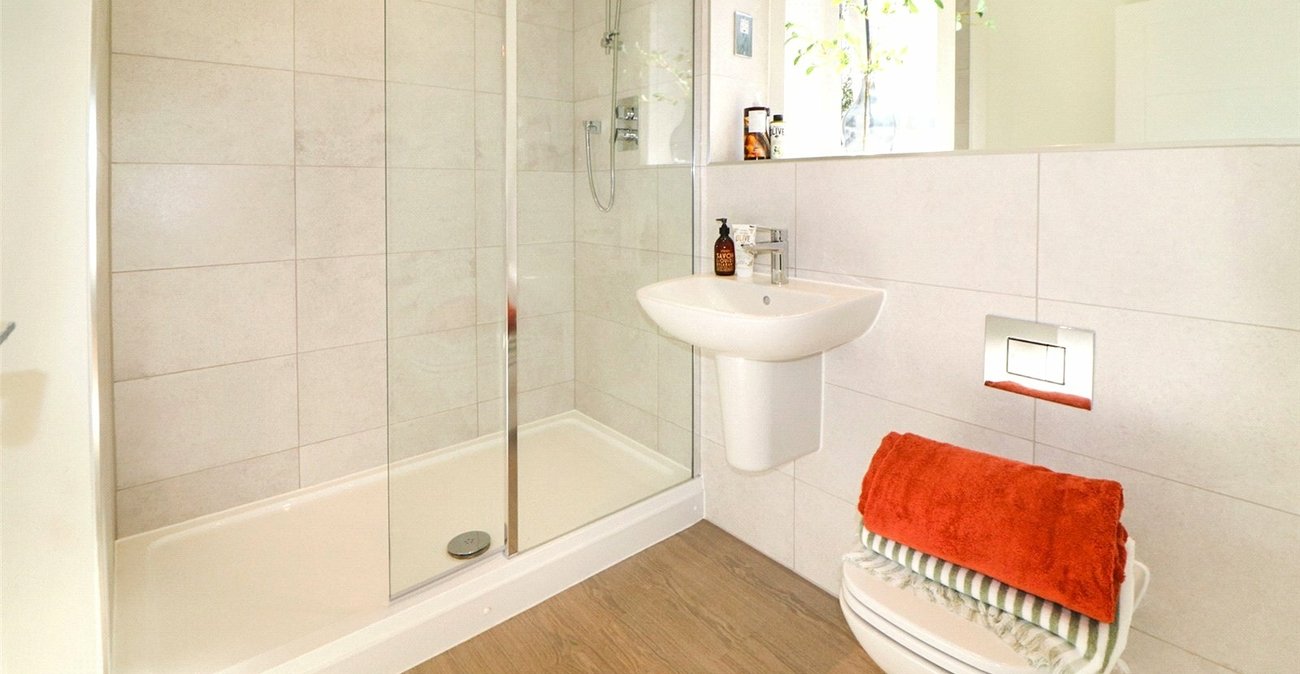 3 bedroom house for sale in Erith | Robinson Jackson