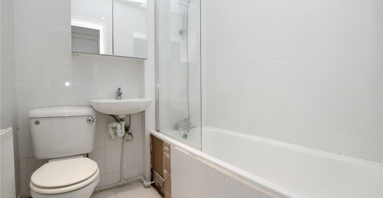 1 bedroom property for sale in London | Robinson Jackson