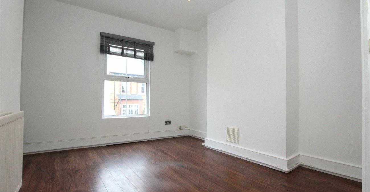 1 bedroom property for sale in London | Robinson Jackson