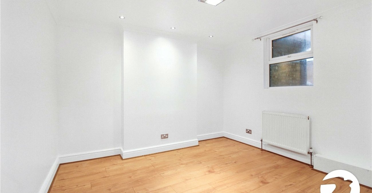 1 bedroom property for sale in Lewisham | Robinson Jackson