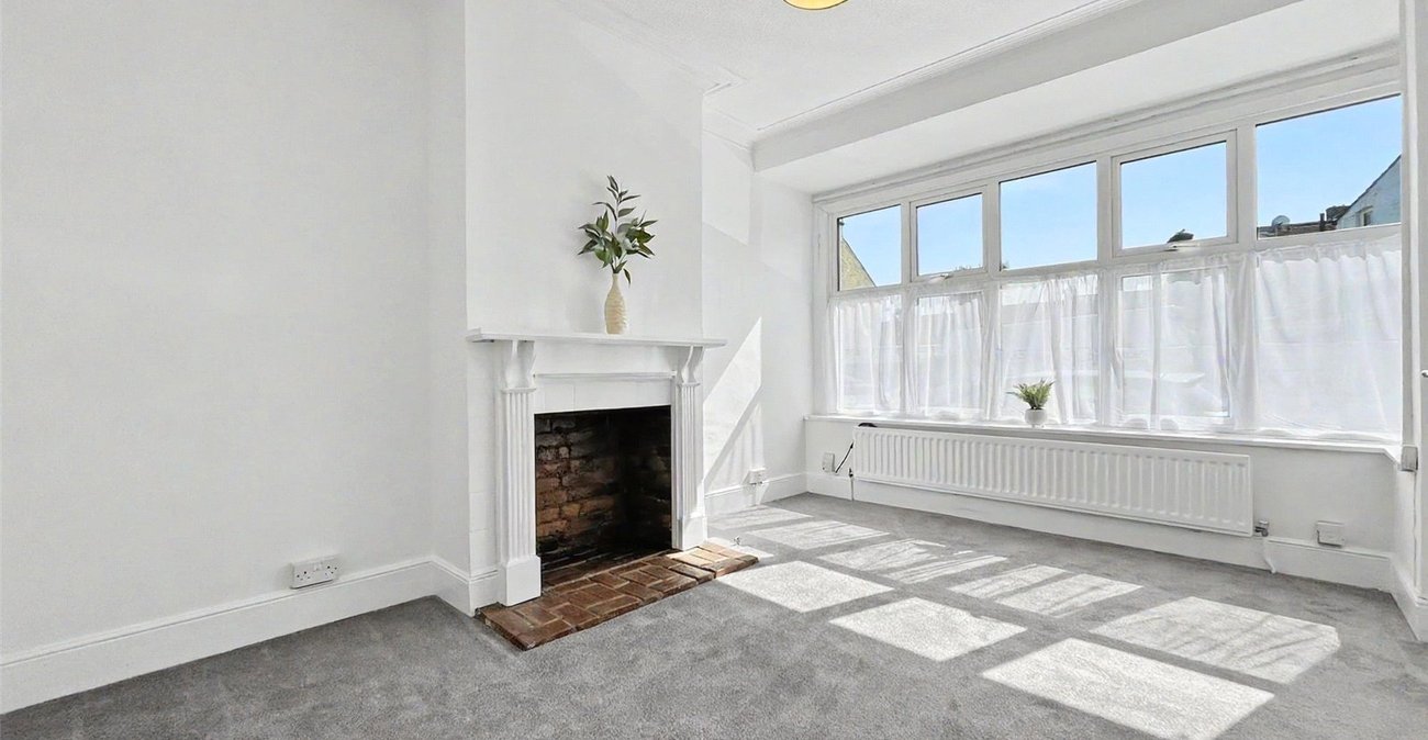 2 bedroom house for sale in Gillingham | Robinson Michael & Jackson