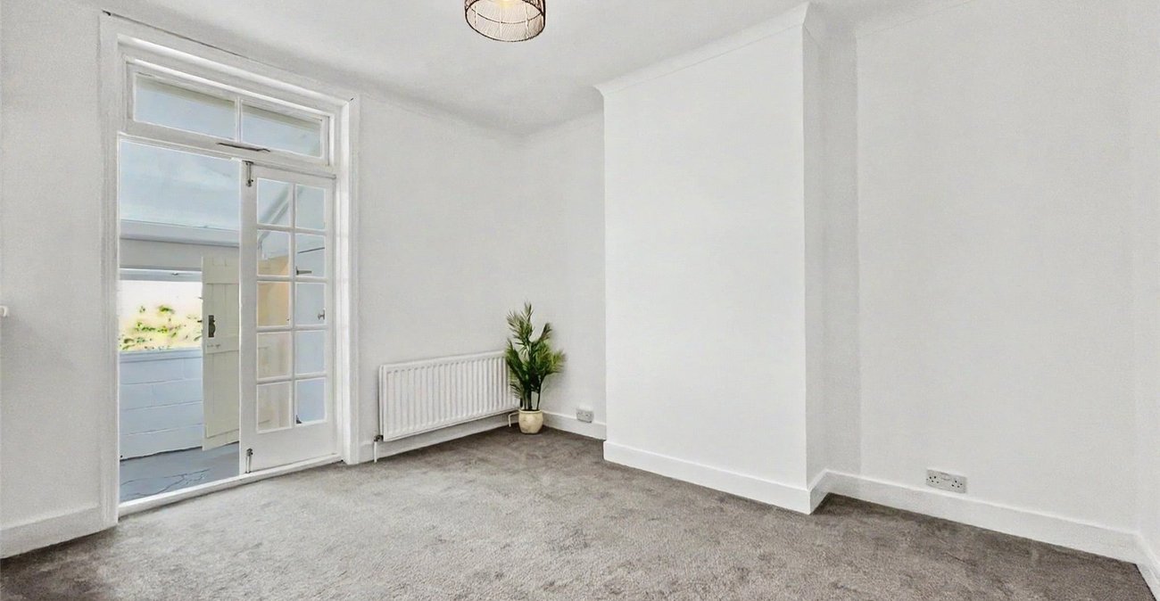 2 bedroom house for sale in Gillingham | Robinson Michael & Jackson