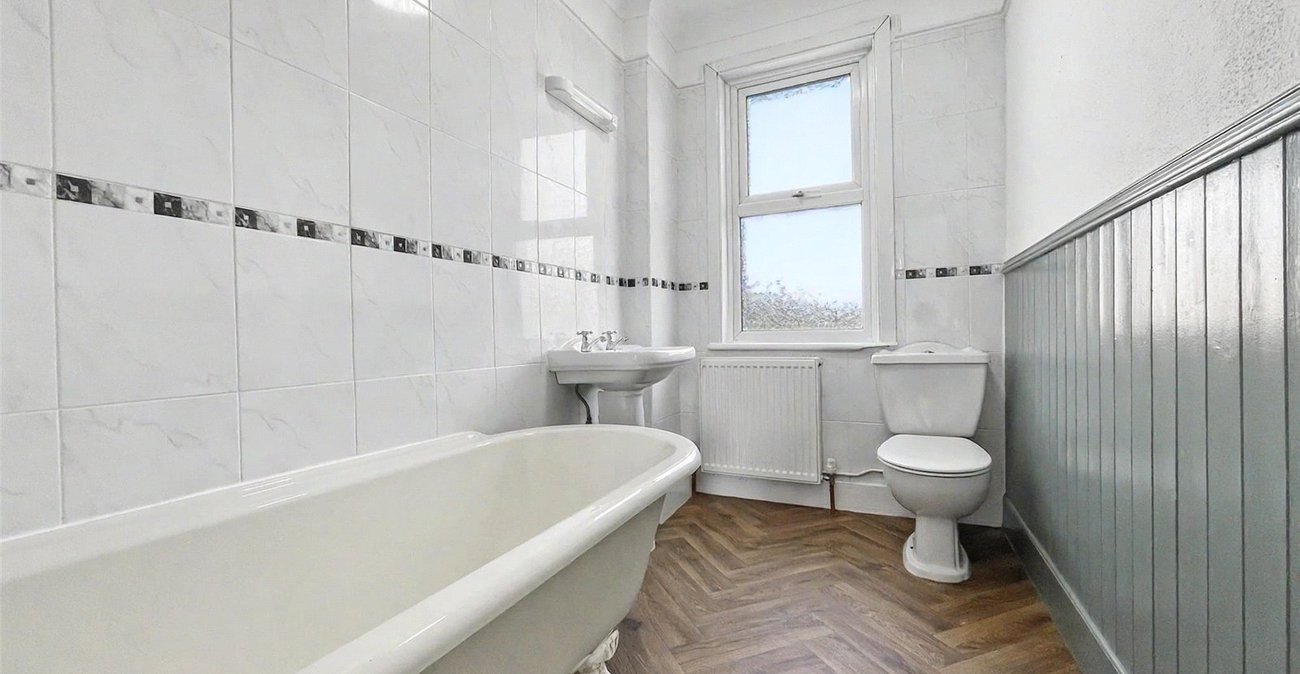 2 bedroom house for sale in Gillingham | Robinson Michael & Jackson