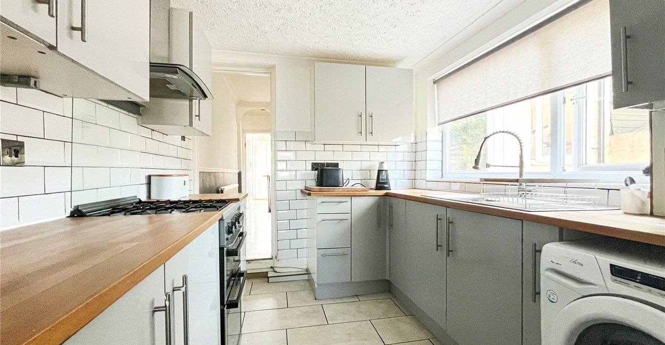 4 bedroom house for sale in Albany Road | Robinson Michael & Jackson