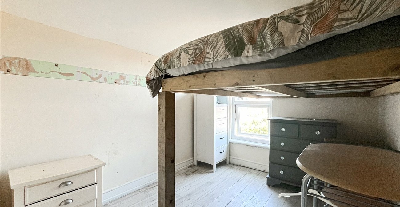 4 bedroom house for sale in Albany Road | Robinson Michael & Jackson